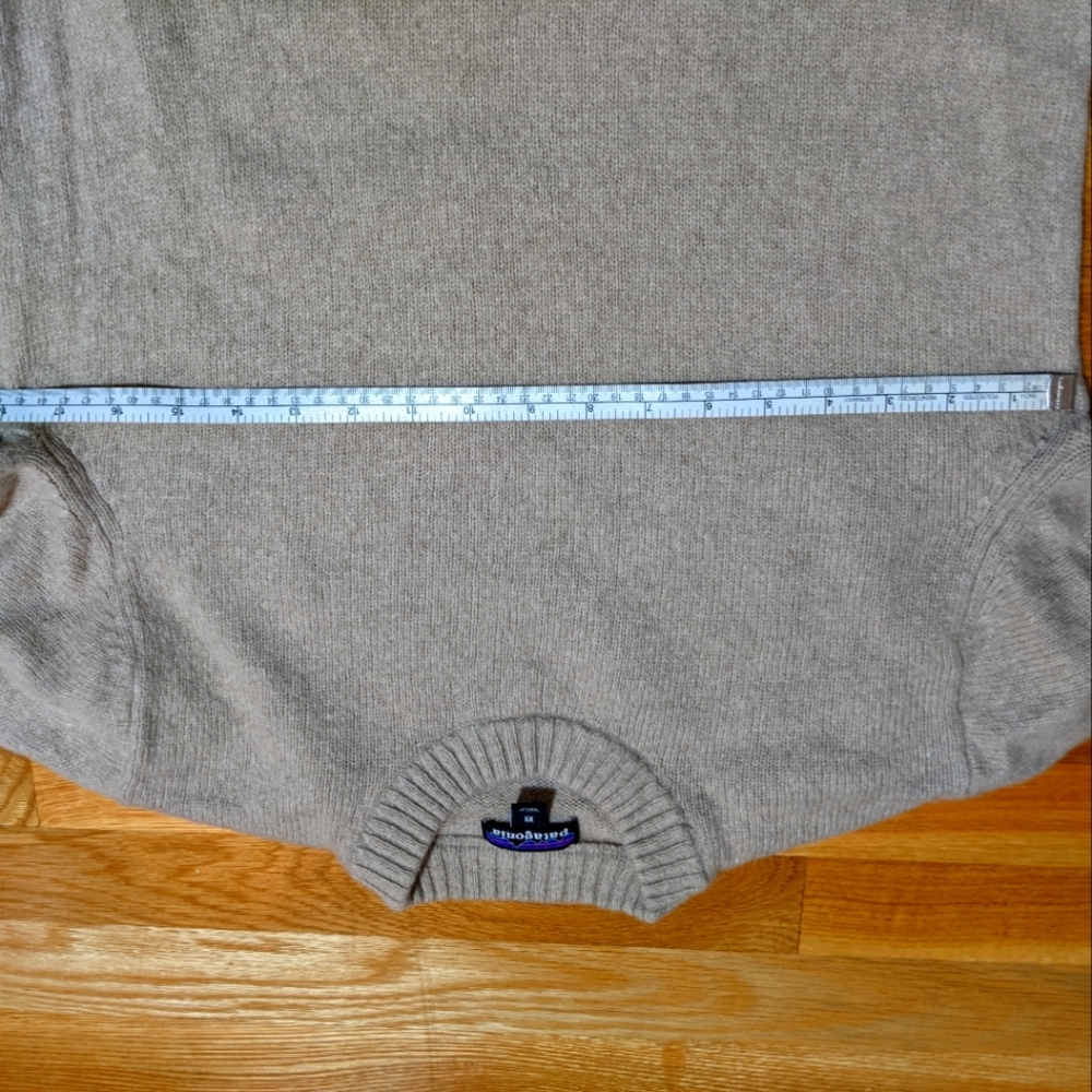 Patagonia Recycled Wool Crewneck Sweater - Picture 6 of 7